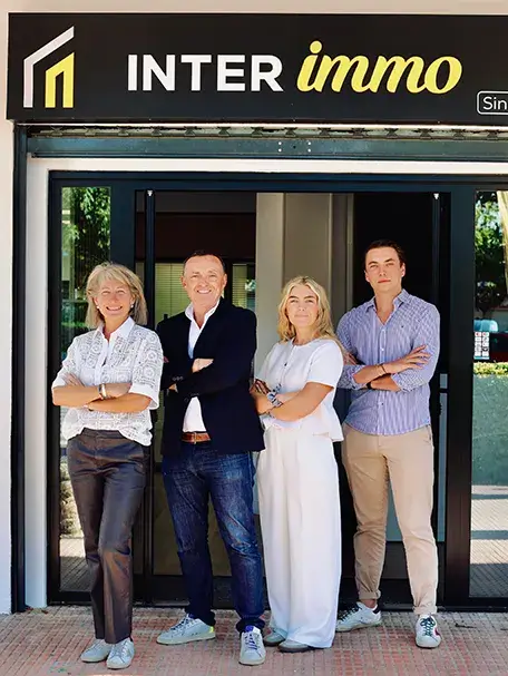 Trusted real estate agency in Roses for international property owners