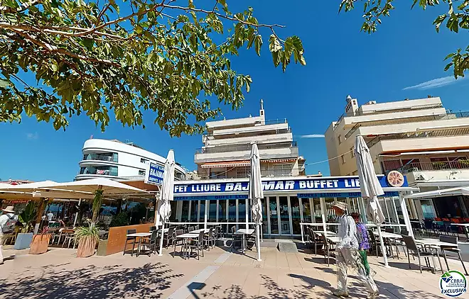 Estudi en venda a pocs metres del passeig marítim a Roses