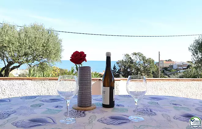 Casa amb vistes al mar a Cap de Vol – Exclusivitat i encant a El Port de la Selva